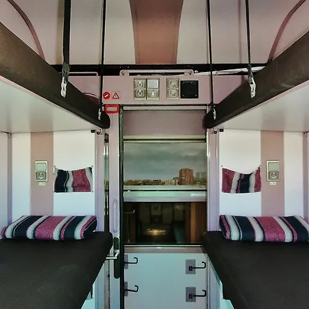 Hostel Train *
